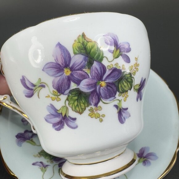 Paragon By Appointment To Her Majesty The Queen Teacup Saucer Set Purple Violets - Picture 4 of 14